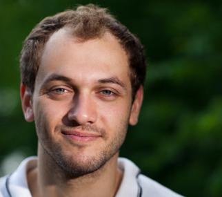 Trattamento di capelli neri