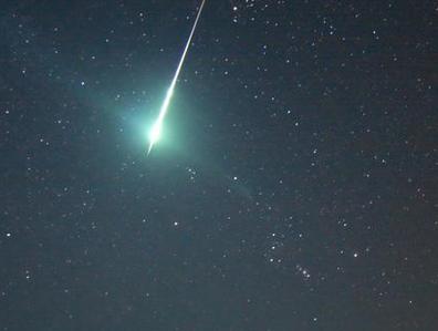 Bolide luminoso, immagine repertorio Bolide luminoso, immagine repertorio