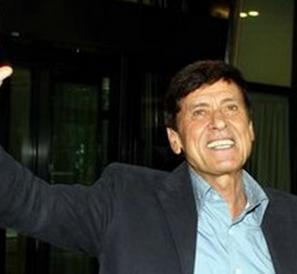 Gianni Morandi in concerto Gianni Morandi in concerto