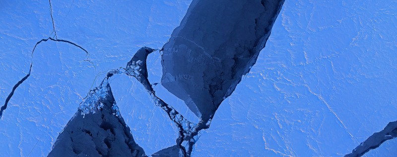 Ghiacci nel bacino canadese; fonte immagine NASA