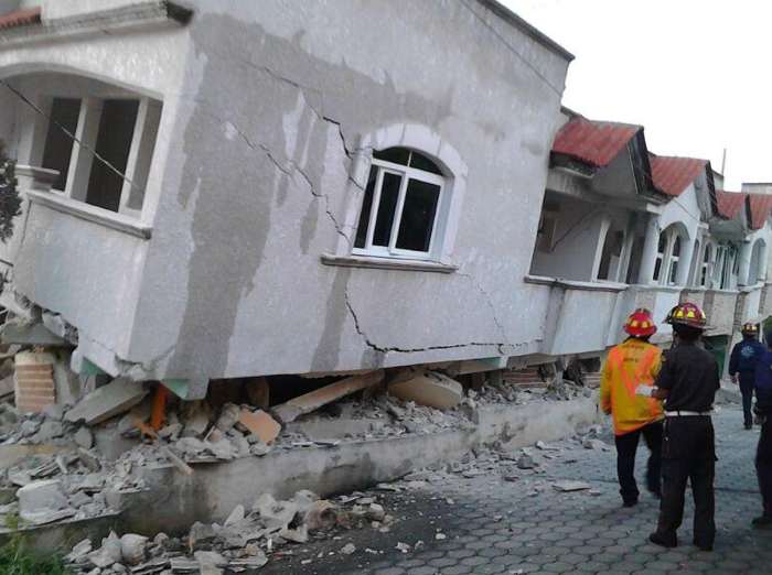 Violento terremoto in America centrale: almeno due vittime, le immagini dei danni