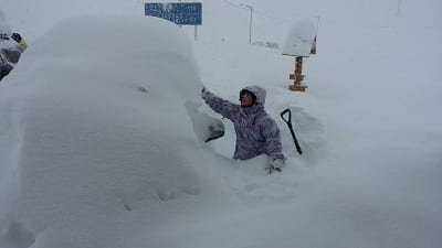 Neve in Georgia accumuli fino anche a 2 metri, strade chiuse e paesi isolati