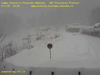 Copiose nevicate sugli Appennini il settore tosco emiliano è sommerso dalla neve