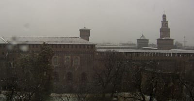 Neve in Lombardia fitte nevicate nella parte centro occidentale, con anche Milano imbiancata