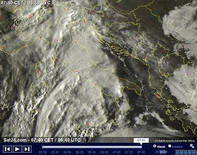 Piogge e neve sull'Italia il maltempo sta interessando specie il Nord e il versante Tirrenico