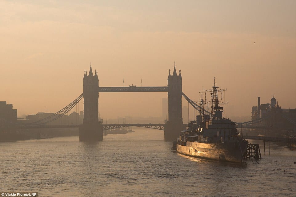 Nubi di smog su Londra, il sindaco Boris Johnson ha lanciato l'allarme