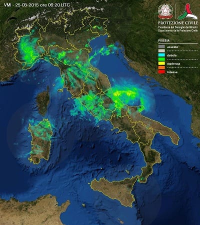 Precipitazioni e neve sull'Italia in questo momento il maltempo sta insistendo specie al Centro Nord