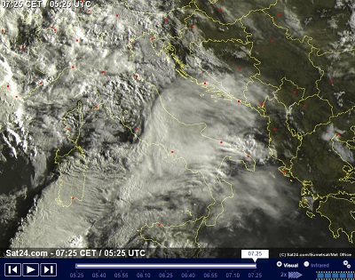 Precipitazioni e temporali sull'Italia in queste ore il maltempo si sta abbattendo specie al Centro Nord