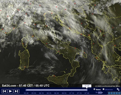 Piogge sparse al Nord Italia giornata all'insegna della locale instabilità