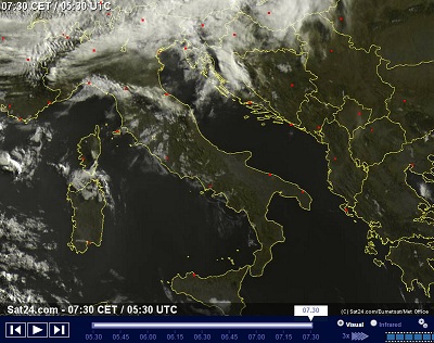 Piogge e temporali al Nord Italia la perturbazione sta iniziando a portare maltempo