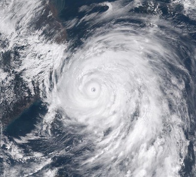 Tifone Chan-Hom tra poche ore landfall atteso in Cina