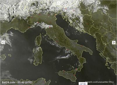 Immagine dell'Italia dal satellite nella mattiata di oggi 29 Luglio 2015 - sat24.com