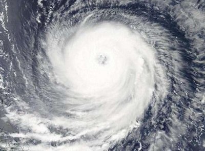 Tifone Goni scia di devastazione tra Filippine, Taiwan e Giappone