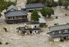 Il Giappone devastato dalla furia del tifone Etau. Foto: www.internazionale.it tifone Etau