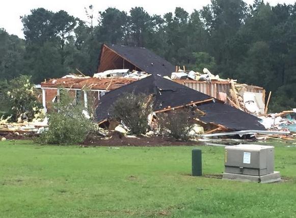 Case devastate dalla potenza del tornado in South Carolina: la zona di Johns Island è stata la più colpita