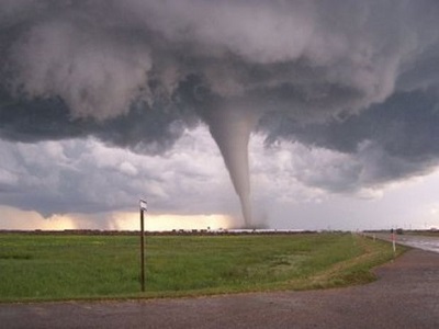 Tornado negli USA anche a novembre molti vortici toccano terra negli States