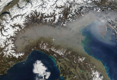 Smog ai massimi livelli in Italia qualità dell'aria pessima per l'elevato inquinamento