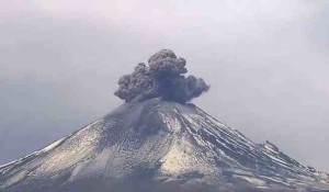 Messico: il video dell'eruzione di Popocatepetl, tutti pronti alla fuga (Fonte: inquisitr.com)