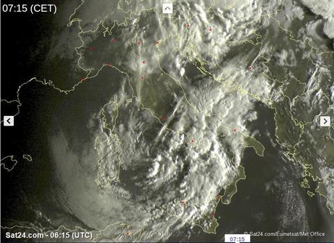 Tempo in atto: piogge e temporali su Adriatico e Sud, in miglioramento altrove - sat24.com