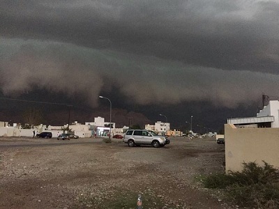 Tempesta in Oman video in timelapse della supercella che ha colpito Muscat