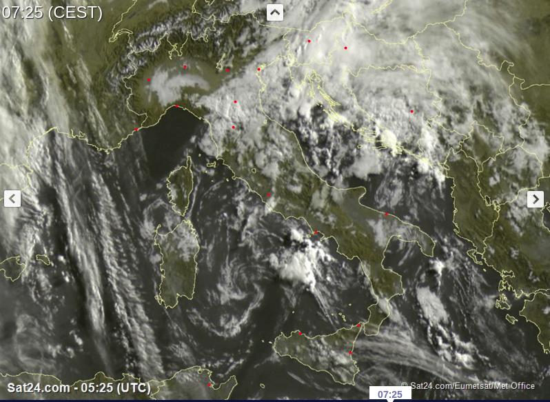 Tempo in atto: correnti instabili dai quadranti settentrionali porteranno ancora oggi piogge e temporali soprattutto al Centro-Sud - sat24.com Tempo in atto: correnti instabili dai quadranti settentrionali porteranno ancora oggi piogge e temporali soprattutto al Centro-Sud - sat24.com