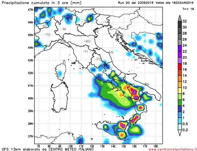 Precipitazioni previste dal modello GFS per il pomeriggio odierno sull'Italia Precipitazioni previste dal modello GFS per il pomeriggio odierno sull'Italia