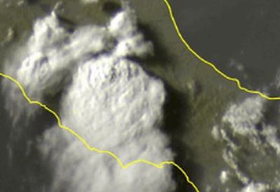 Immagine meteosat del violento temporale che sta colpendo il confine tra Lazio e Abruzzo - fonte: Sat24.com