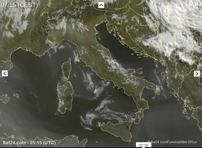 Tempo in atto: anticiclone sull'Italia con tempo in prevalenza stabile e soleggiato, attenzione ai locali temporali pomeridiani - sat24.com