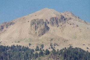 Assurdo in California. Il vulcano sta sprofondando