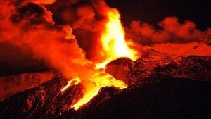 L’allarme degli scienziati: “A breve ci potrebbero essere delle super eruzioni vulcaniche devastanti”