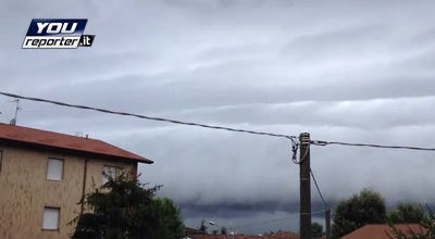 Shelf Cloud a Dalmine timelapse della tempesta nella bergamasca