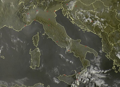 Tempo in atto: sole prevalente sull'Italia, locali temporali pomeridiani sulle Alpi - sat24.com