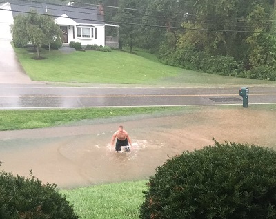Alluvioni negli Stati Uniti a Cincinnati caduti oltre 100 mm di pioggia in sole due ore