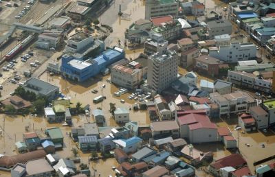 Immagine dall'alto delle aree devastate dal tifone (foto ANSA/AP)