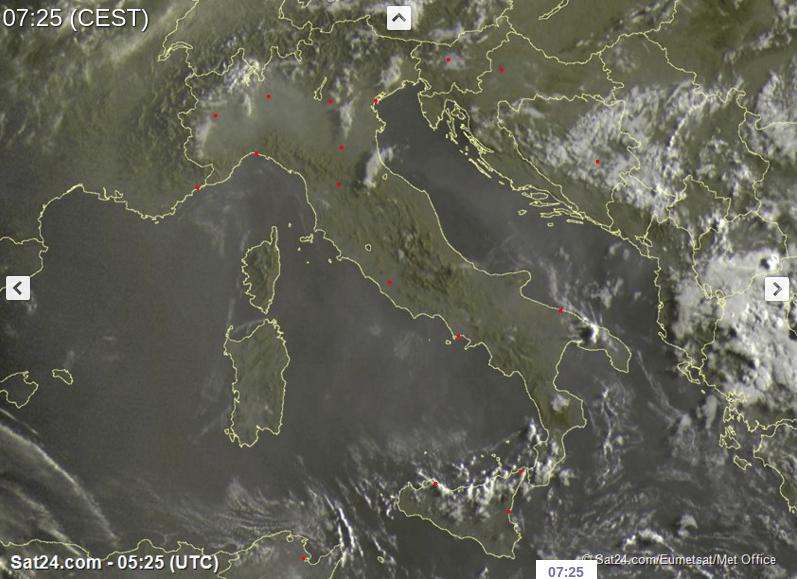 Tempo in atto: l'anticiclone riporta il sole e il tempo stabile sull'Italia, residui acquazzoni pomeridiani sulle regioni del Sud - sat24.com Tempo in atto: l'anticiclone riporta il sole e il tempo stabile sull'Italia, residui acquazzoni pomeridiani sulle regioni del Sud - sat24.com