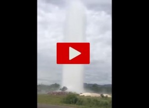 Misterioso fenomeno meteorologico in Africa: nel cielo si forma una cascata. Ecco di cosa si tratta