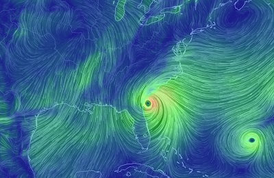 Uragano Matthew negli USA continua la paura per la tempesta che ha già provocato quasi 900 vittime