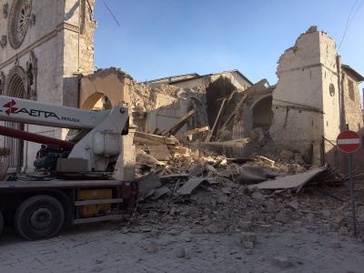 Risultati immagini per terremoto in umbria e freddo