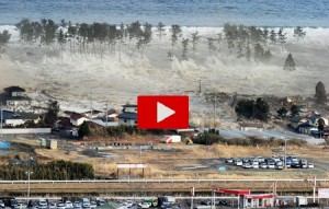 Giappone, allerta tsunami: le onde si abbattono sulla costa