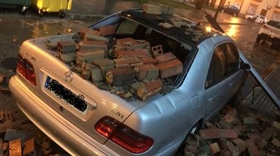 Tornado in Spagna un vortice ha provocato diversi danni a Palos de la Frontera