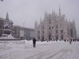 Il Duomo di Milano sotto la neve il 14 Dicembre 2012. Fonte: http://www.meteogiuliacci.it/