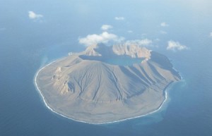 Inaspettata eruzione di un importante vulcano in Alaska: la situazione