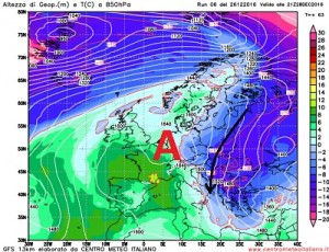 Temperature a circa 1500metri previste dal modello Americano GFS per la serata di Mercoledi, si noti come l'aria fredda tenda a scivolare maggiormente nelle aree meridionali lasciando il nord Italia e il versante tirrenico sotto una massa d'aria in prevalenza mite. 
