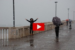 Neve alle porte di Roma: ecco il video della nevicata a Ostia