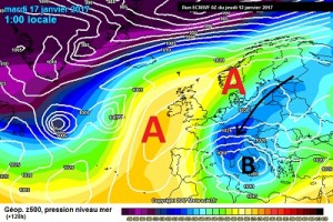 Correnti artiche previste dall'aggiornamento di ECMWF00z di questa mattina per la prossima settimana, notare l'alta pressione protesa verso il Nord Europa e una profonda bassa pressione che va richiamando aria fredda posizionata sull'Italia meridionale.