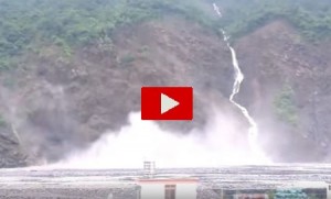 Enorme frana in diretta: viene giù l’intera montagna!