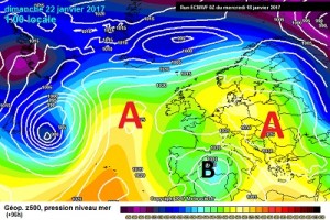 La depressione nord Africana situata nei pressi delle Baleari secondo ECMWF00Z, è che apporterà un aumento delle temperature in Italia nel weekend.