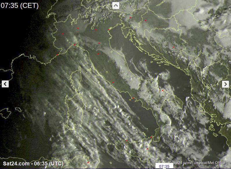 Tempo in atto: ancora residue piogge sull'Italia specie al Nord-Ovest e sulle Isole Maggiori, tendenza a generale miglioramento - sat24.com Tempo in atto: ancora residue piogge sull'Italia specie al Nord-Ovest e sulle Isole Maggiori, tendenza a generale miglioramento - sat24.com