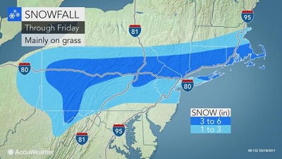 Gli accumuli nevosi (in pollici) attesi sulla porzione nordorientale degli Stati Uniti nel corso della giornata di oggi, Venerdi 10. Fonte: www.accuweather.com