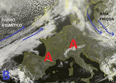 Situazione satellitare relativa alle ultime ore, con la persistente presenza di un vasto campo di alta pressione in Europa e sul Mediterraneo a garantire un tempo ben soleggiato e mite.